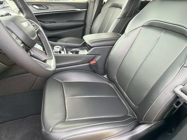 New 2025 Jeep Grand Cherokee L Limited w/ Luxury Tech Group II image 26