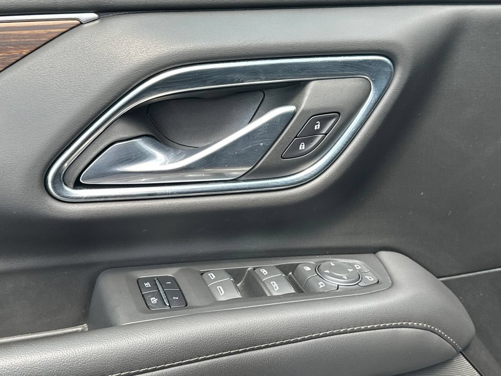 Used 2023 Chevrolet Tahoe High Country AWD/4WD image 22