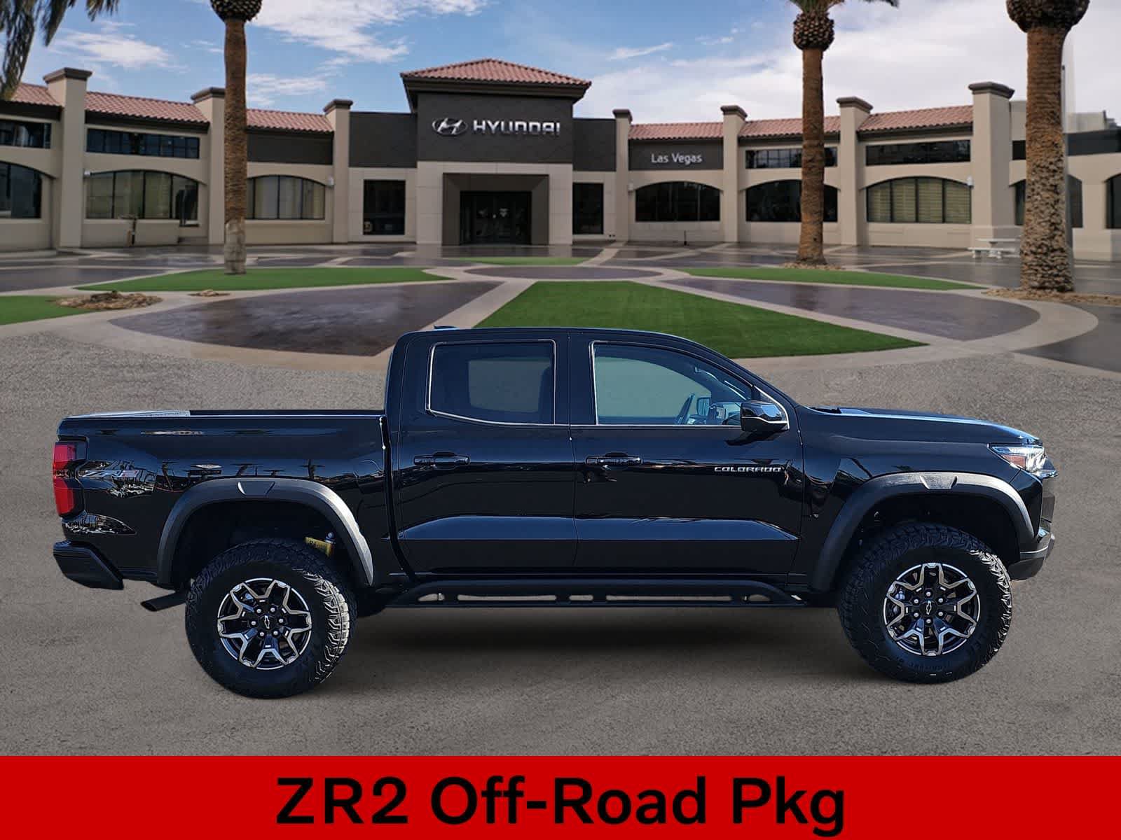 Used 2023 Chevrolet Colorado ZR2 w/ ZR2 Convenience Package III AWD/4WD image 9