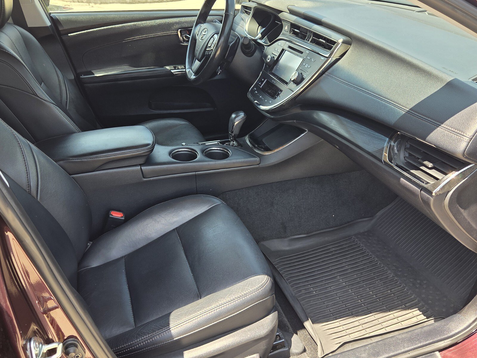 Used 2017 Toyota Avalon Touring w/ All Weather Liner Package FWD image 11