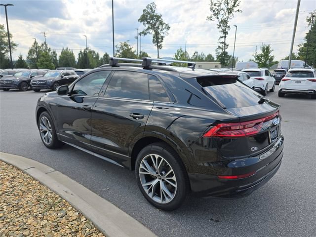 Used 2022 Audi Q8 Premium AWD/4WD image 6