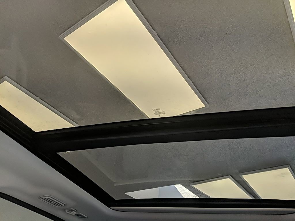 Used 2025 Ford Expedition Platinum image 35