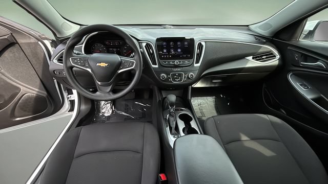 Used 2024 Chevrolet Malibu LS w/ Driver Confidence Package FWD image 16