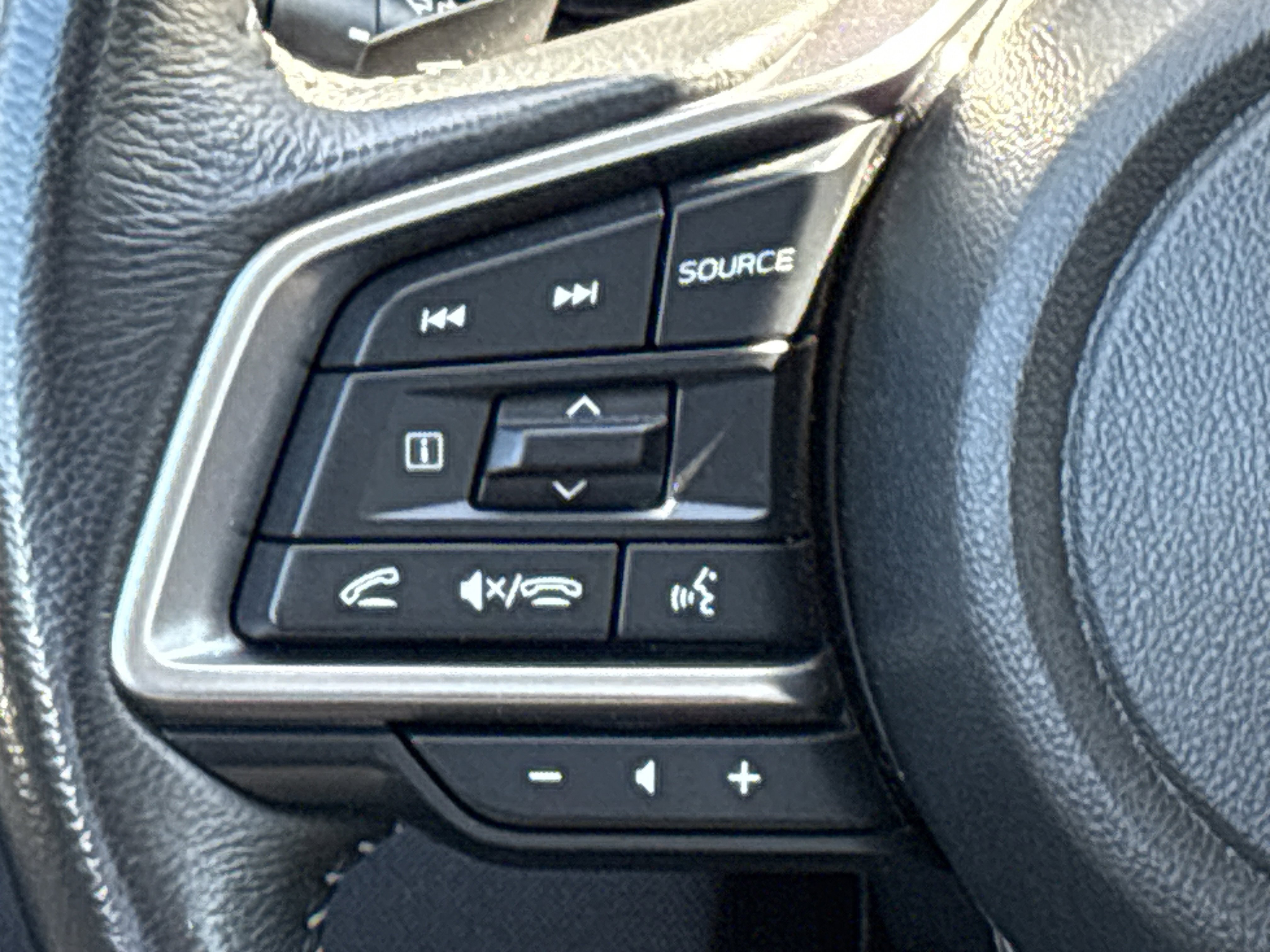 Used 2025 Subaru Legacy Premium image 22