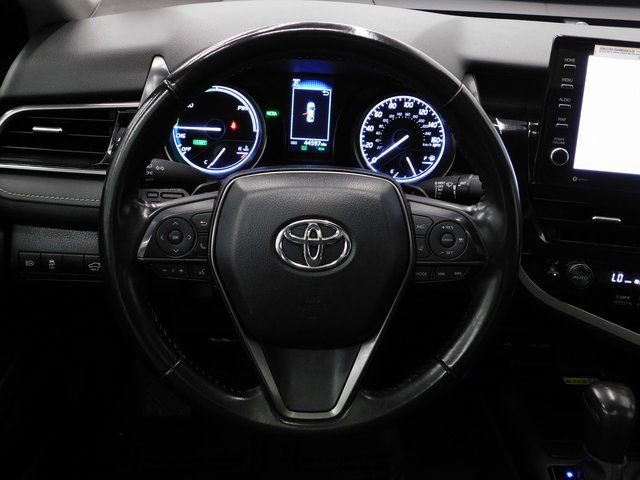 Used 2024 Toyota Camry SE image 36