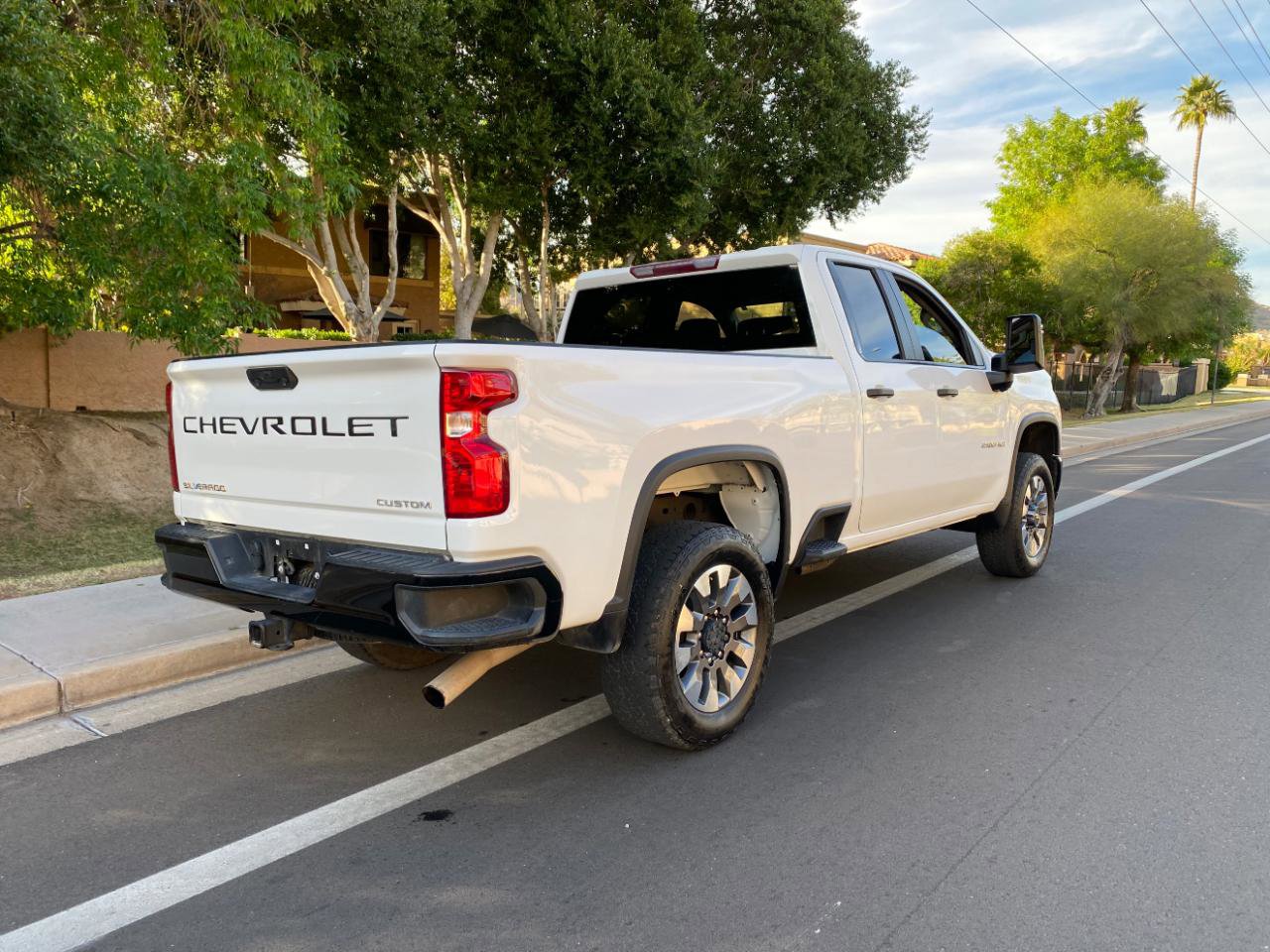 Used 2024 Chevrolet Silverado 2500 Custom w/ Custom Convenience Package image 3