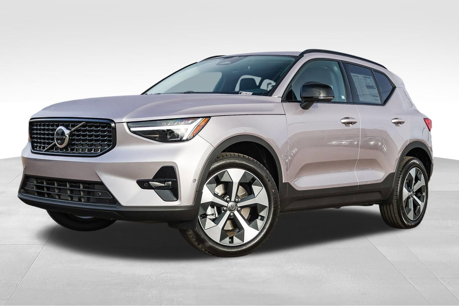 New 2026 Volvo XC40 B5 Plus w/ Climate Package