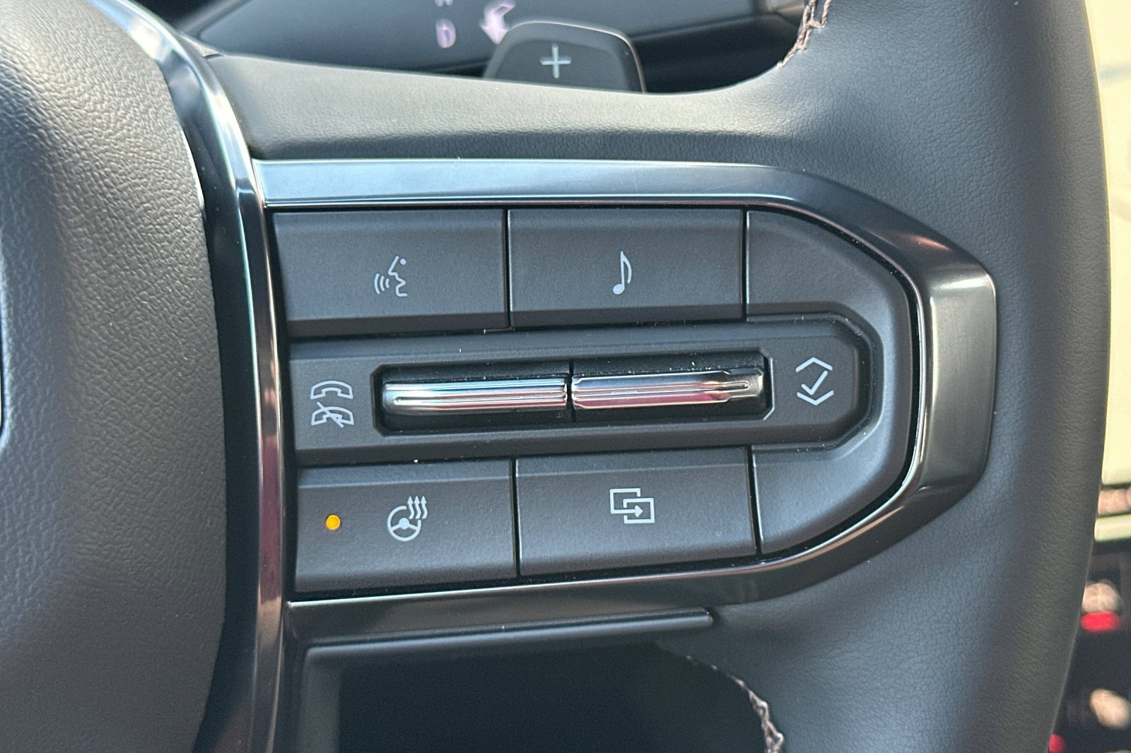 Used 2026 GMC Terrain AT4 w/ Convenience Package III image 38