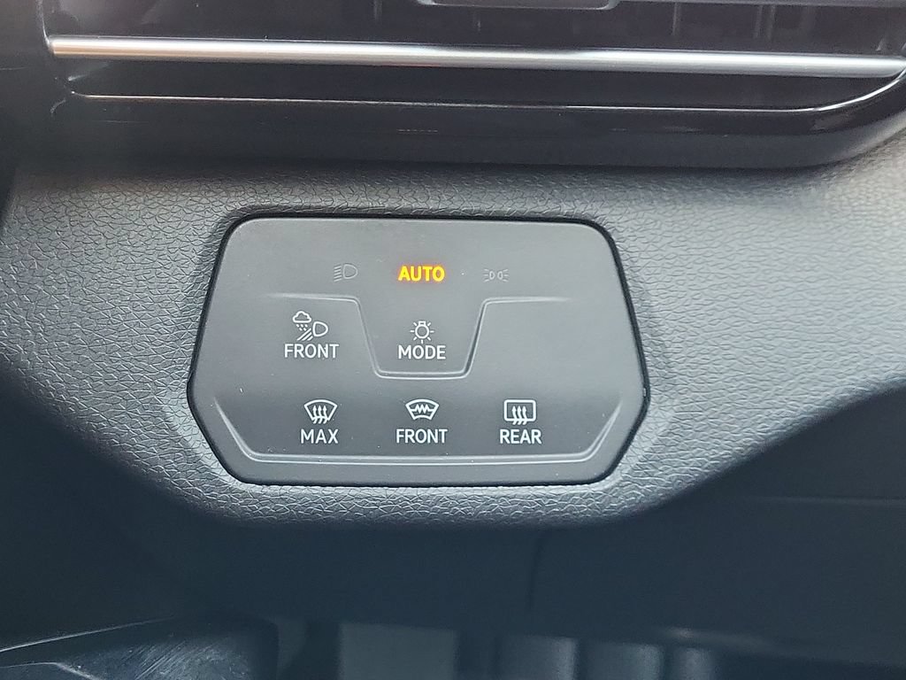 Used 2022 Volkswagen ID.4 Pro S w/ Gradient Package AWD/4WD image 33