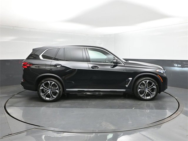 New 2026 BMW X5 sDrive40i w/ Climate Comfort Package image 26