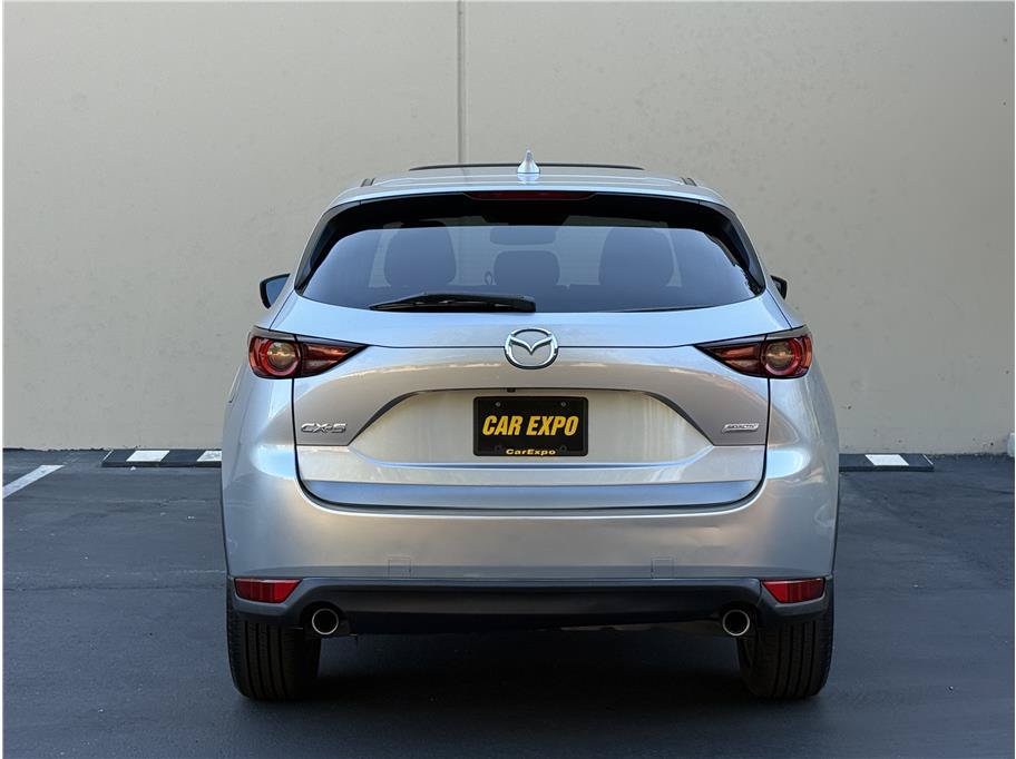 Used 2018 MAZDA CX-5 Touring w/ Preferred Equipment Package FWD image 5