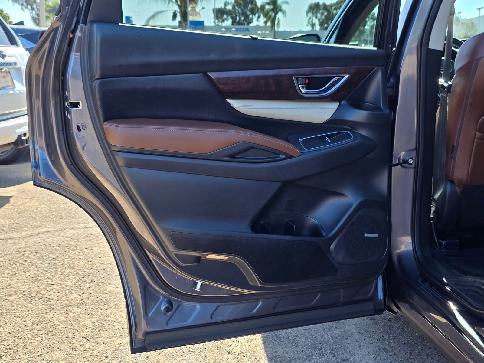 Used 2019 Subaru Ascent Touring w/ Popular Package #2A image 20