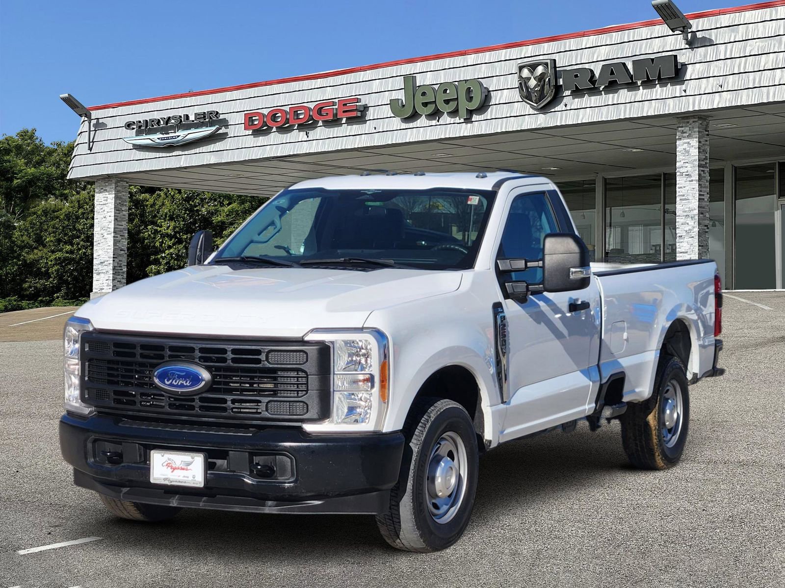Used 2023 Ford F250 XL w/ 360-Degree Camera Package image 2