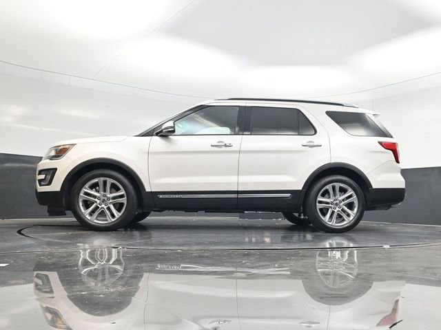 Used 2017 Ford Explorer Limited image 52