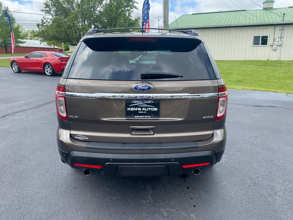 Used 2015 Ford Explorer XLT w/ Equipment Group 201A AWD/4WD image 6