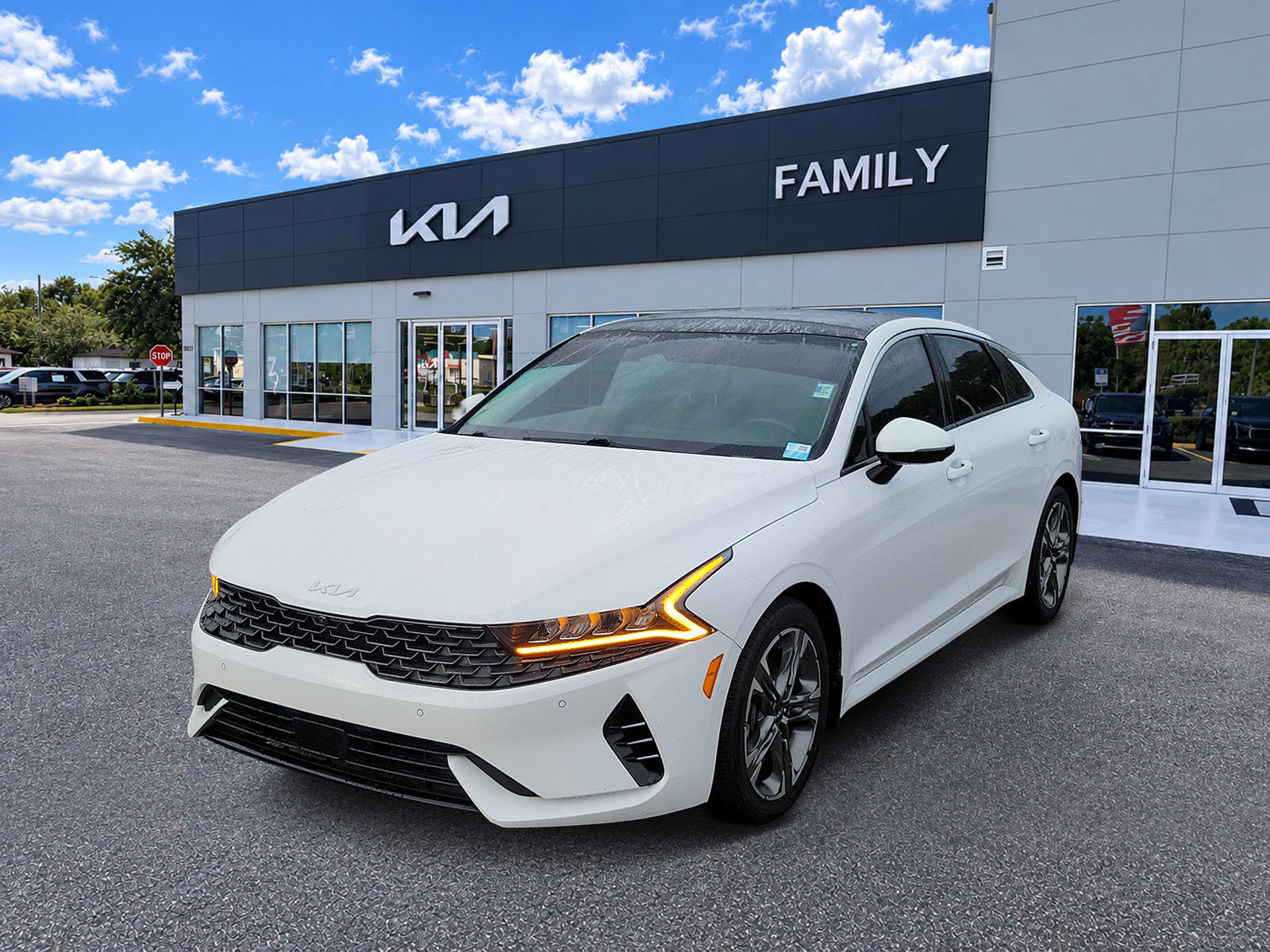 Certified 2023 Kia K5 EX w/ EX Premium Package FWD image 3