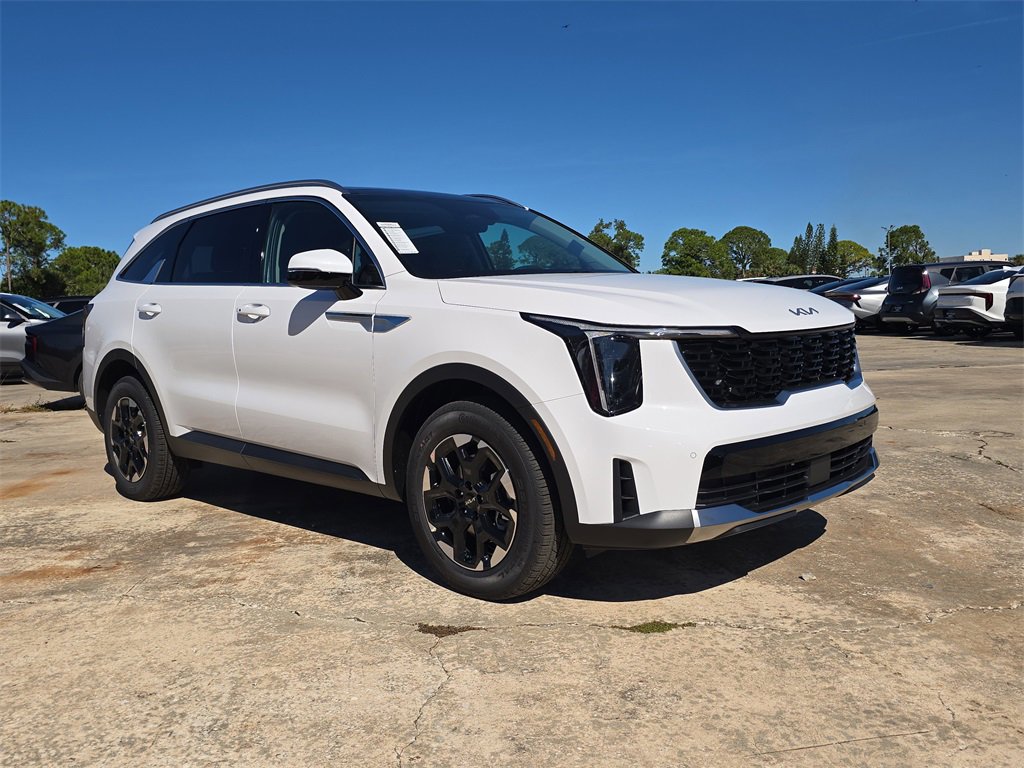 New 2026 Kia Sorento S image 2