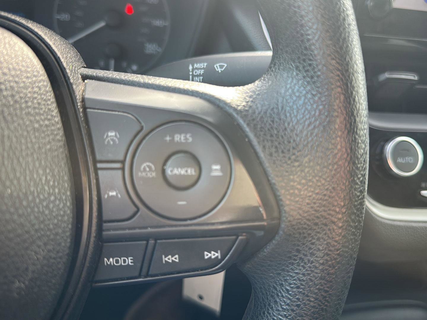 Used 2023 Toyota Corolla LE image 24