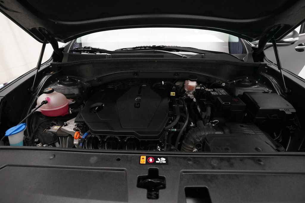 Used 2023 Hyundai Santa Fe SEL AWD/4WD image 3