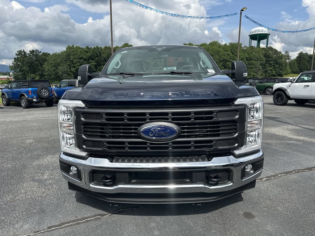 New 2025 Ford F350 XL w/ XL Driver Assist Package RWD video 2