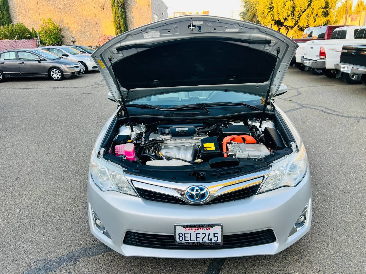 Used 2013 Toyota Camry XLE w/ Leather Pkg image 11