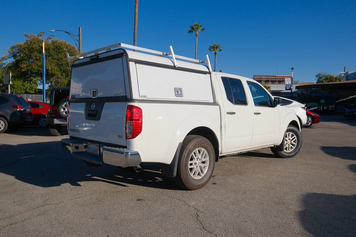 Used 2017 Nissan Frontier SV RWD image 6