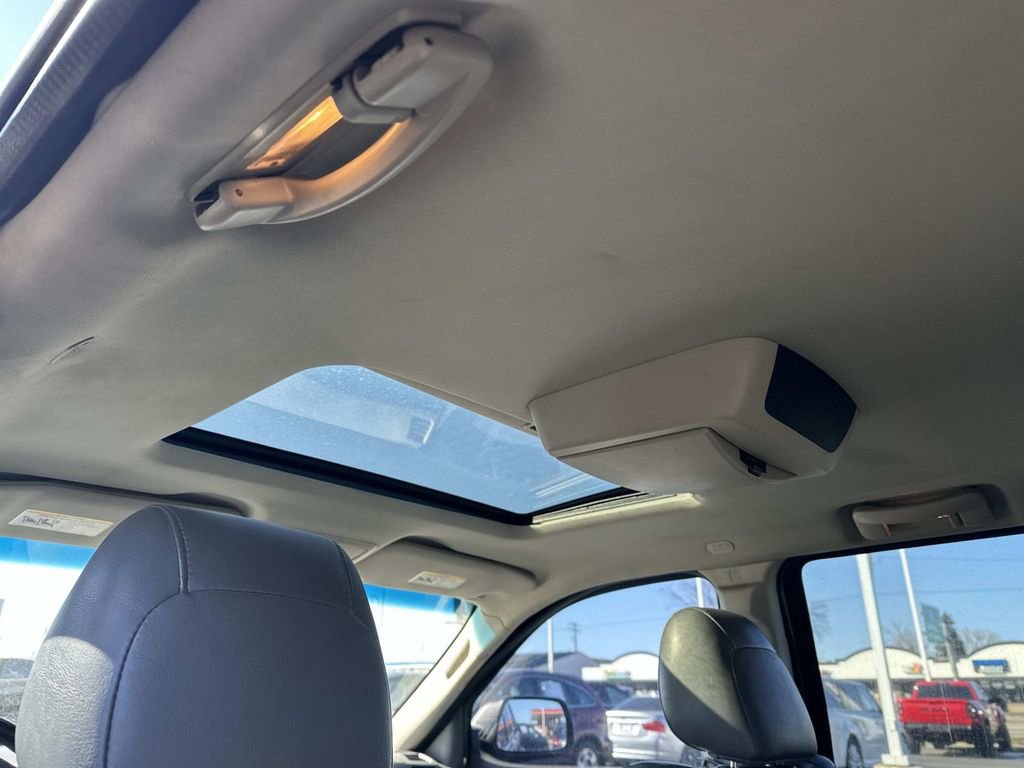 Used 2006 Jeep Grand Cherokee SRT8 w/ SRT Option Group I image 13