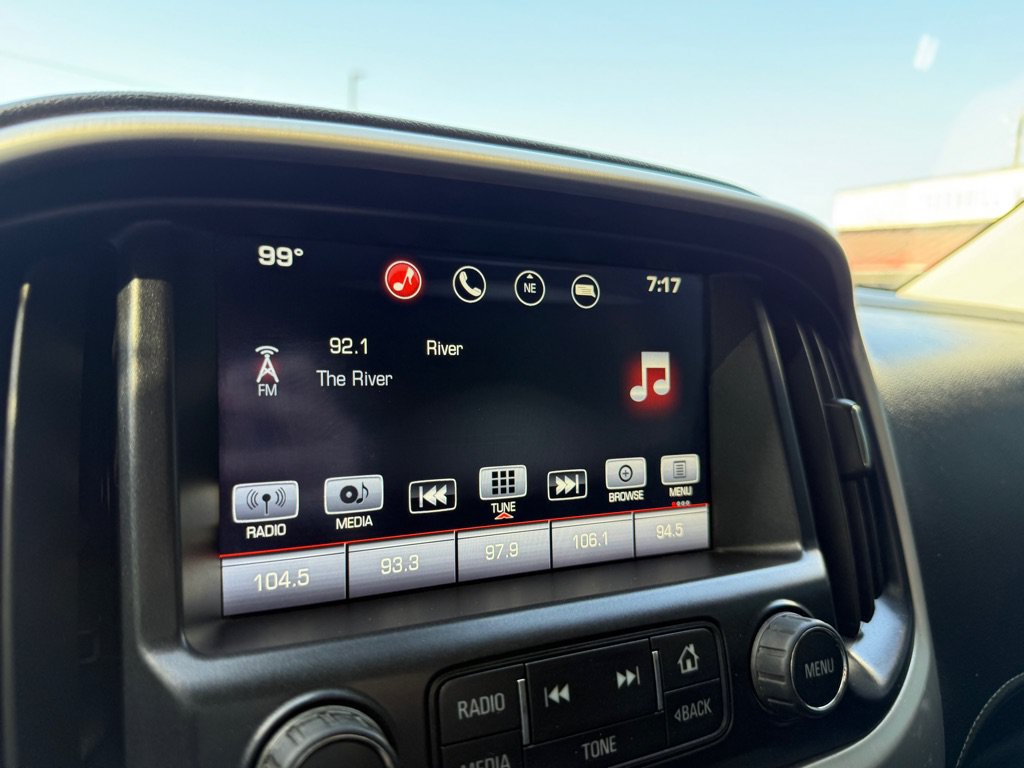 Used 2016 GMC Canyon SLE w/ Nightfall Edition RWD image 30