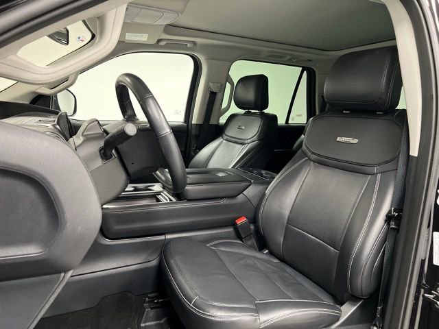 Used 2025 Ford Expedition Max Platinum AWD/4WD image 21