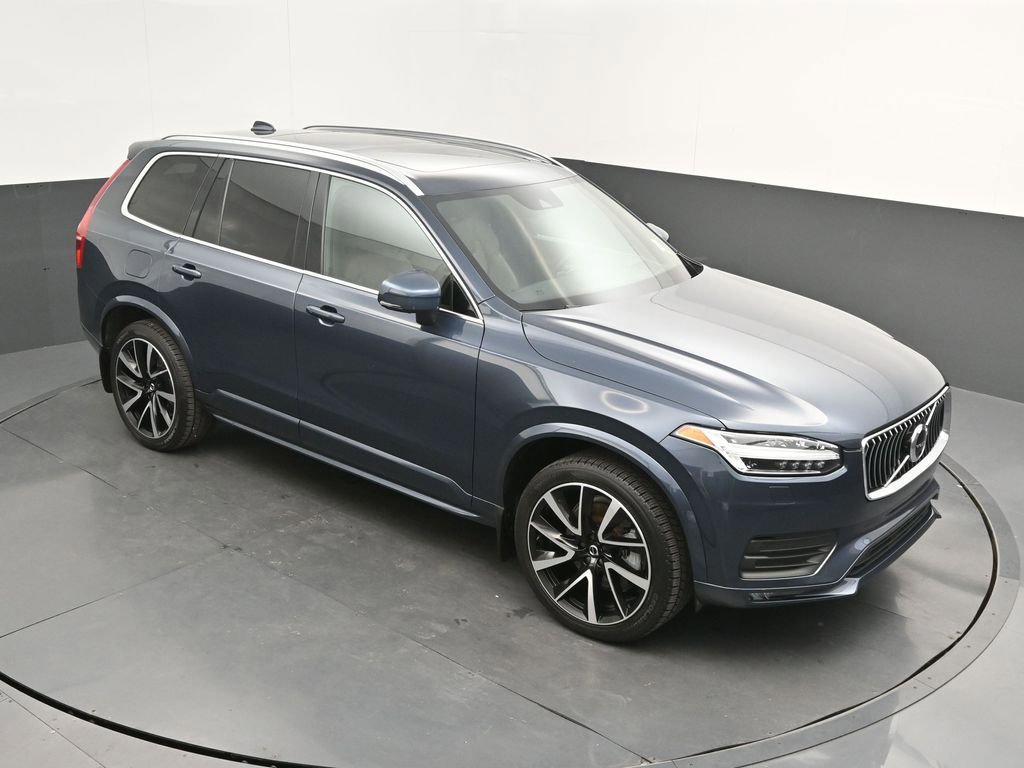 Certified 2022 Volvo XC90 T6 Momentum image 29