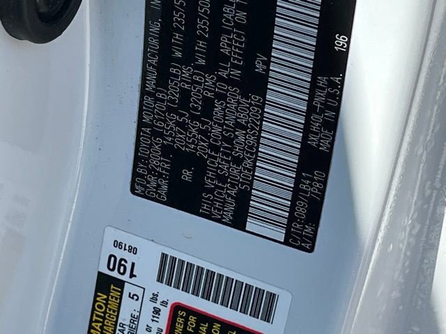 Used 2024 Toyota Sienna Platinum FWD image 38