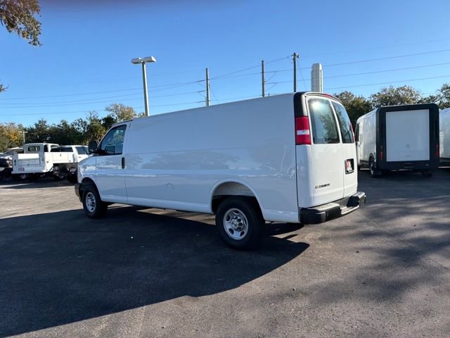 New 2025 Chevrolet Express 2500 Work Van 3D Extended Cargo Van w/ Driver Convenience Package RWD image 7