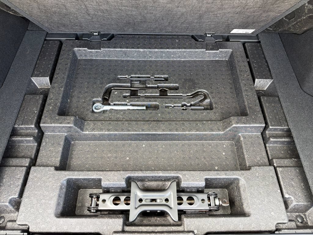 Certified 2023 Subaru Outback Premium AWD/4WD image 32