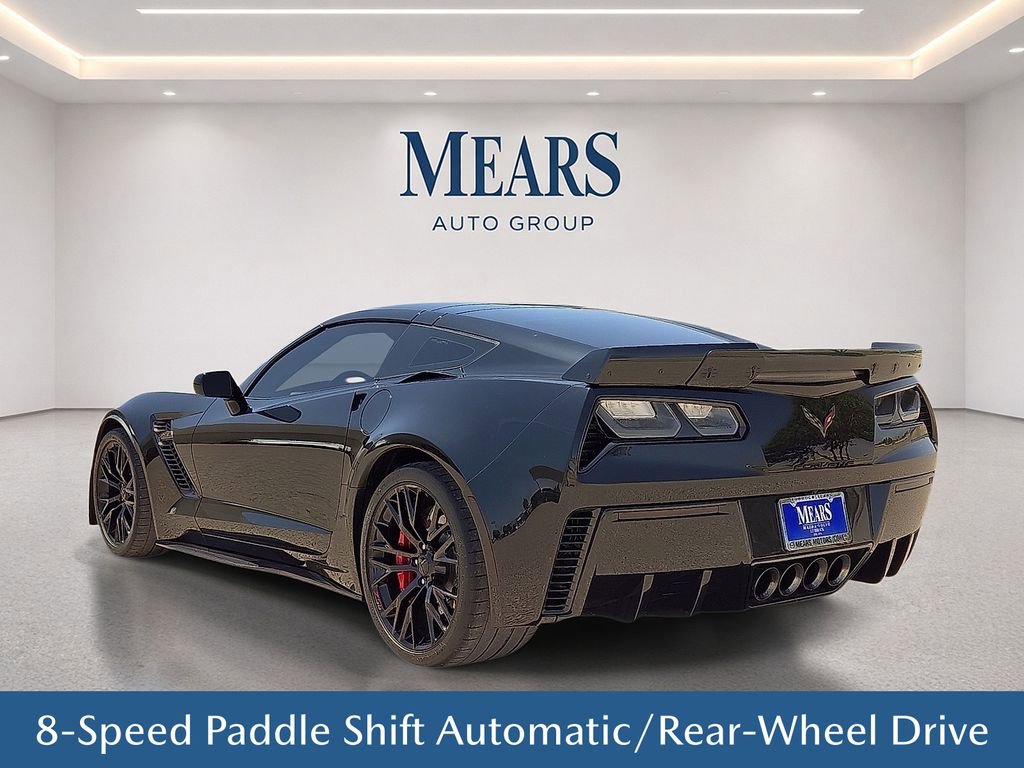 Used 2017 Chevrolet Corvette Z06 w/ Z07 Performance Package RWD image 4