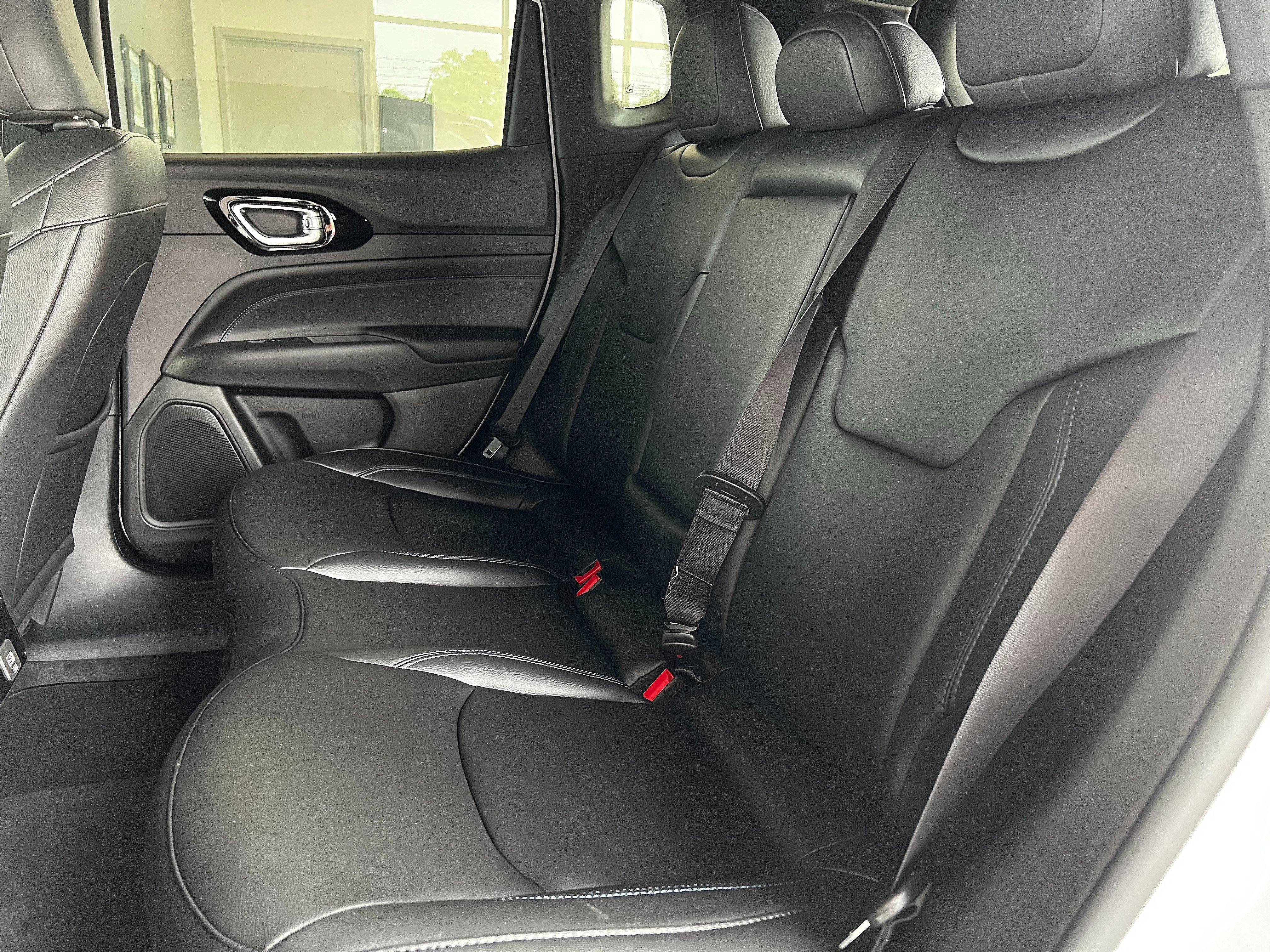 New 2026 Jeep Compass Limited AWD/4WD image 23