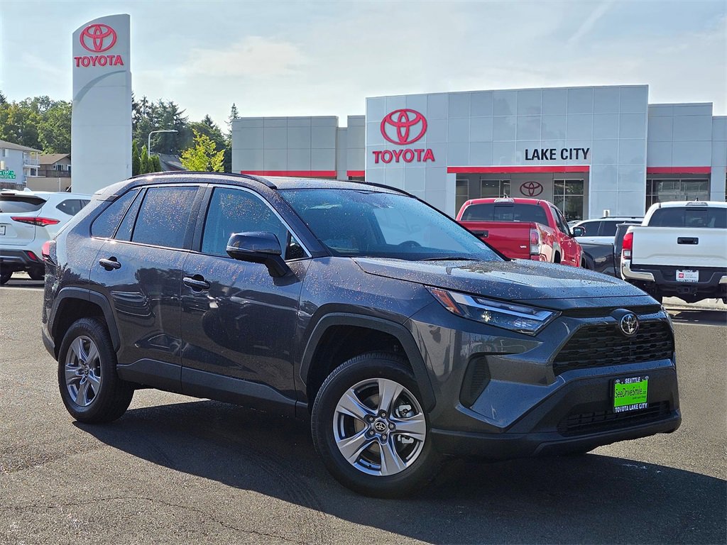 New 2025 Toyota RAV4 XLE