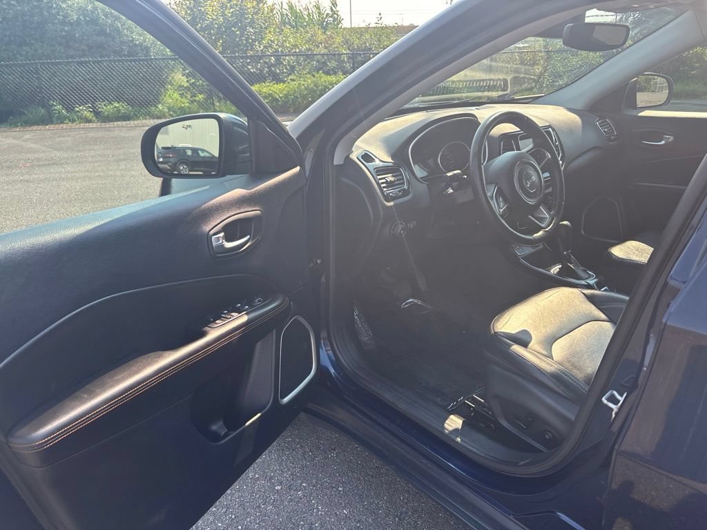 Used 2018 Jeep Compass Limited FWD image 29