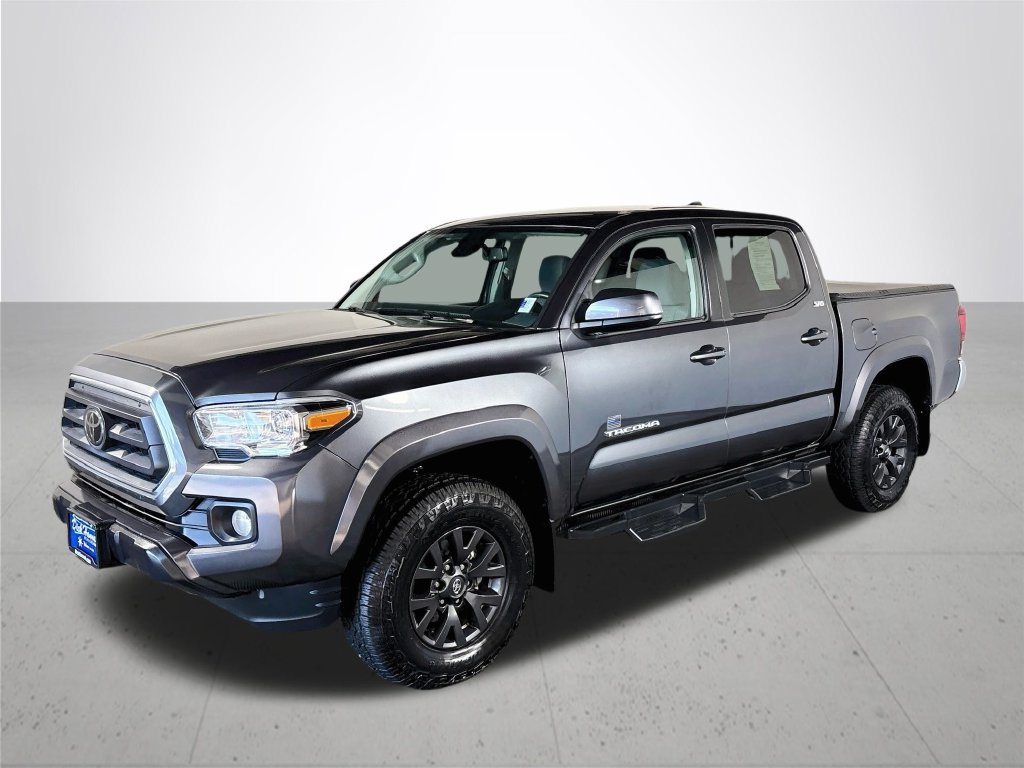 Used 2021 Toyota Tacoma SR5 RWD image 2