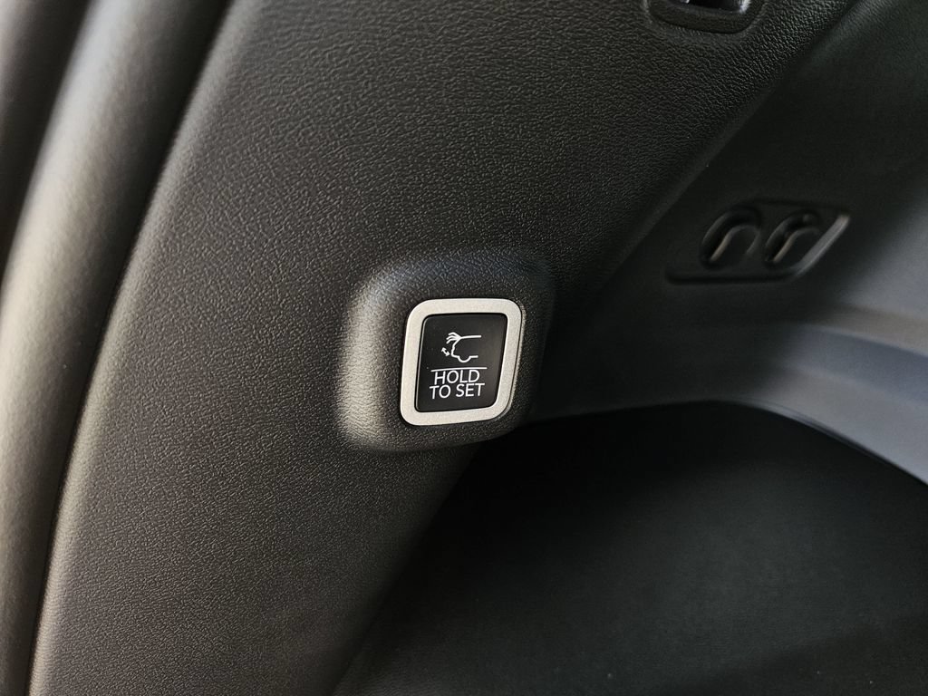 New 2026 Jeep Cherokee Limited AWD/4WD image 24