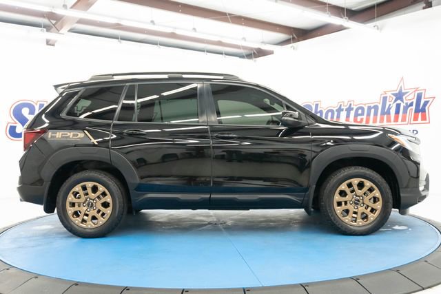 Certified 2023 Honda Passport TrailSport image 16