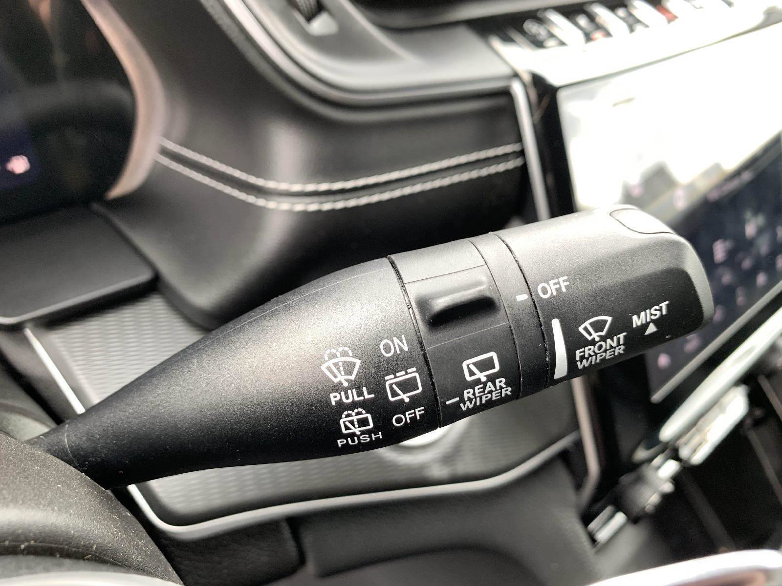 Used 2023 Jeep Grand Cherokee Altitude image 18