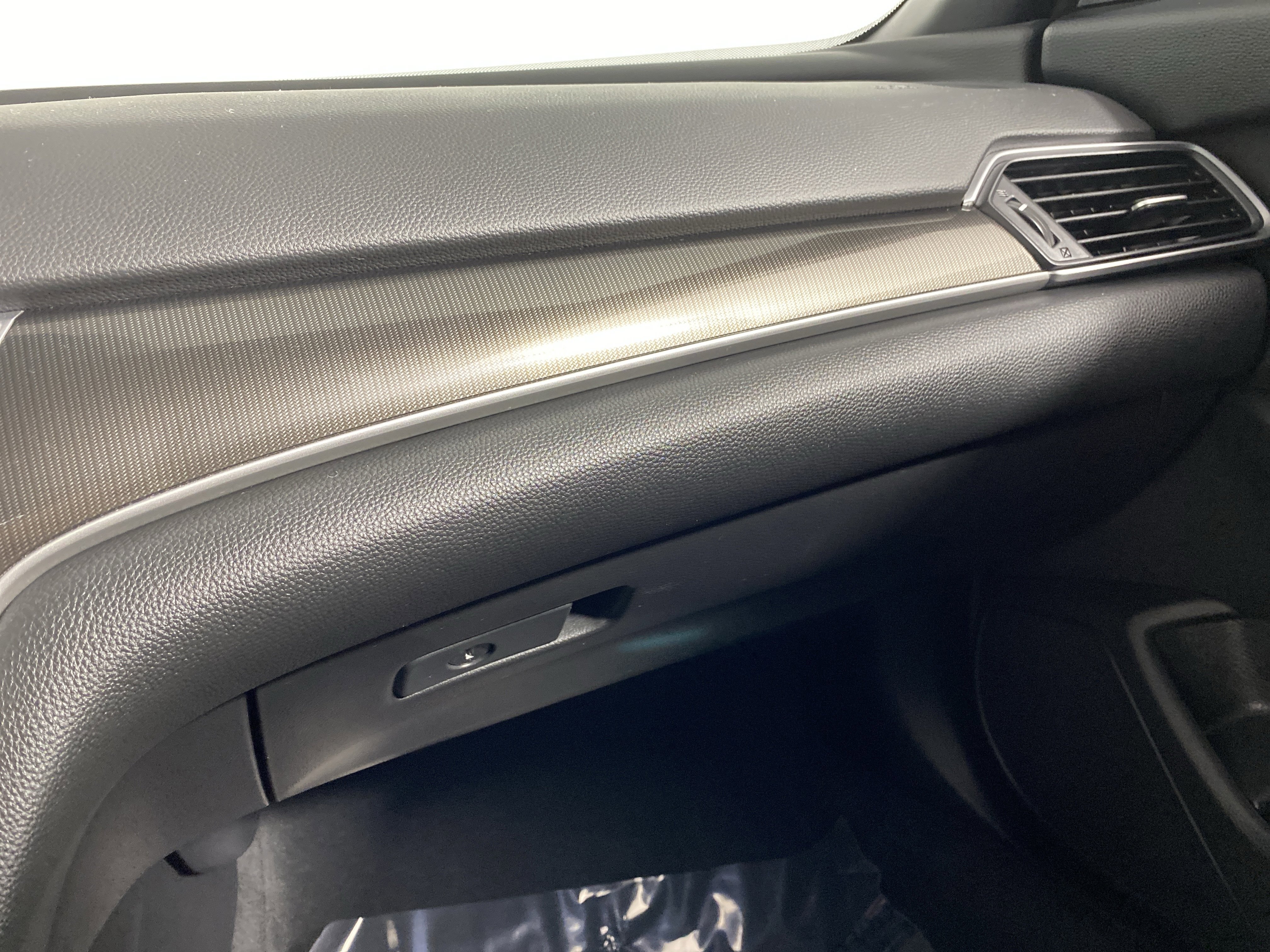 Used 2022 Honda Accord Sport image 34