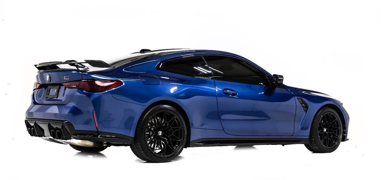 Used 2025 BMW M4 Competition image 3