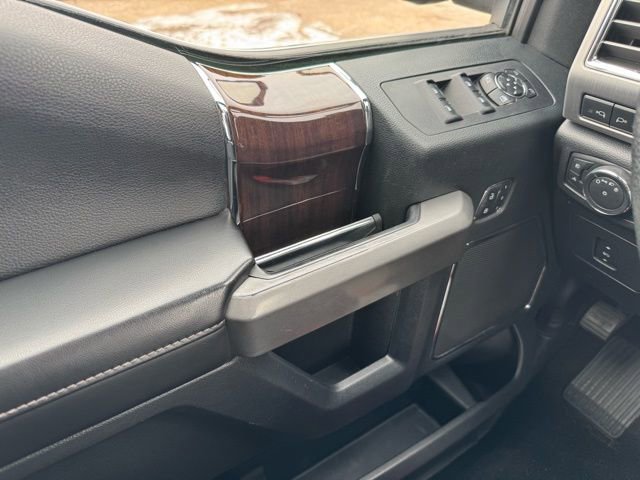 Used 2015 Ford F150 Platinum image 29