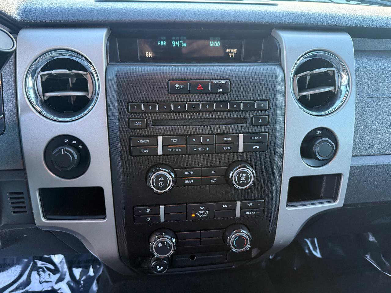 Used 2012 Ford F150 XLT image 24