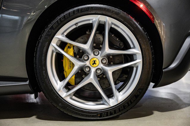 Used 2024 Ferrari Roma image 31