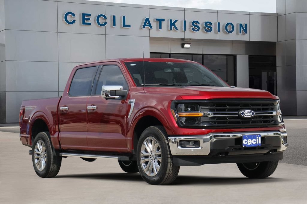 New 2026 Ford F150 XLT w/ Equipment Group 302A MID