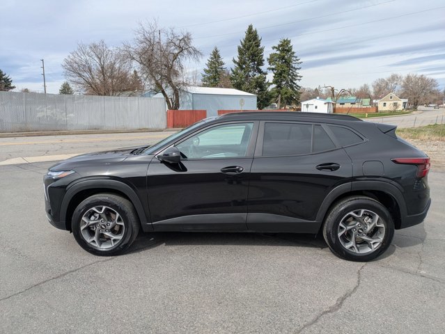 Used 2025 Chevrolet Trax LT image 10