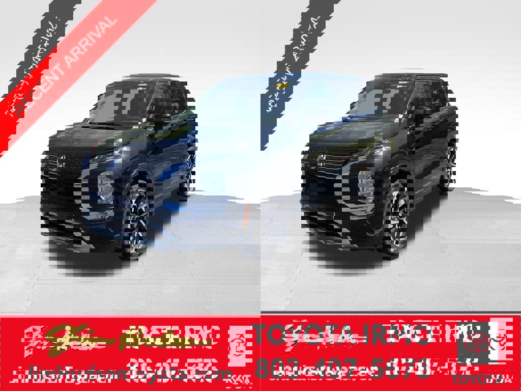 Used 2024 Mitsubishi Outlander SE image 1