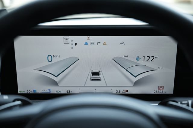 Used 2023 Hyundai Ioniq 6 SEL RWD image 29